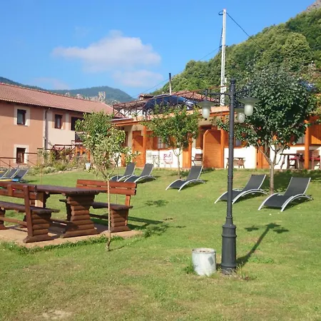 Rurales Balcon Real Senda Del Oso Appartement Campiello