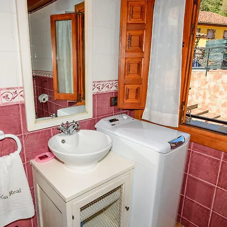 Rurales Balcon Real Senda Del Oso Appartement