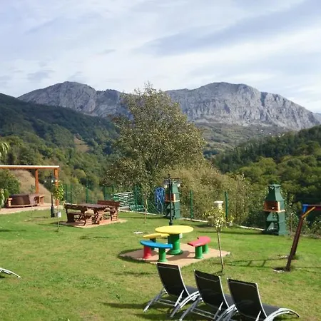 Rurales Balcon Real Senda Del Oso Appartement