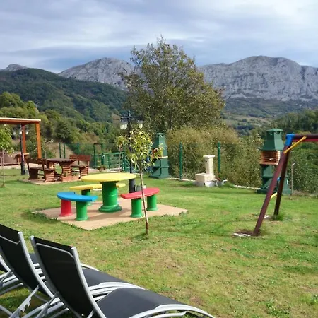 Rurales Balcon Real Senda Del Oso Appartement